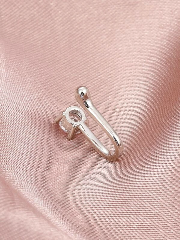 Zarkoon Nose Ring Jewelry Hoops None Piercing Nose Pin Jewelry Embedded Stone Nose Stud For Women Girls Silver Golden Black Shade Stylish Nose Jewelry Elegant Nose Ring Jewelry Fashion Nose Pin Jewelry Piercing Look Modern Stylish Nose Stud