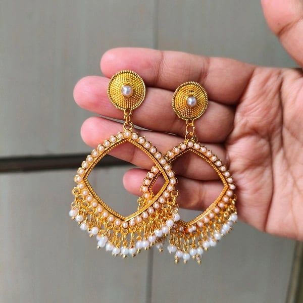 Silver jhumka earrings