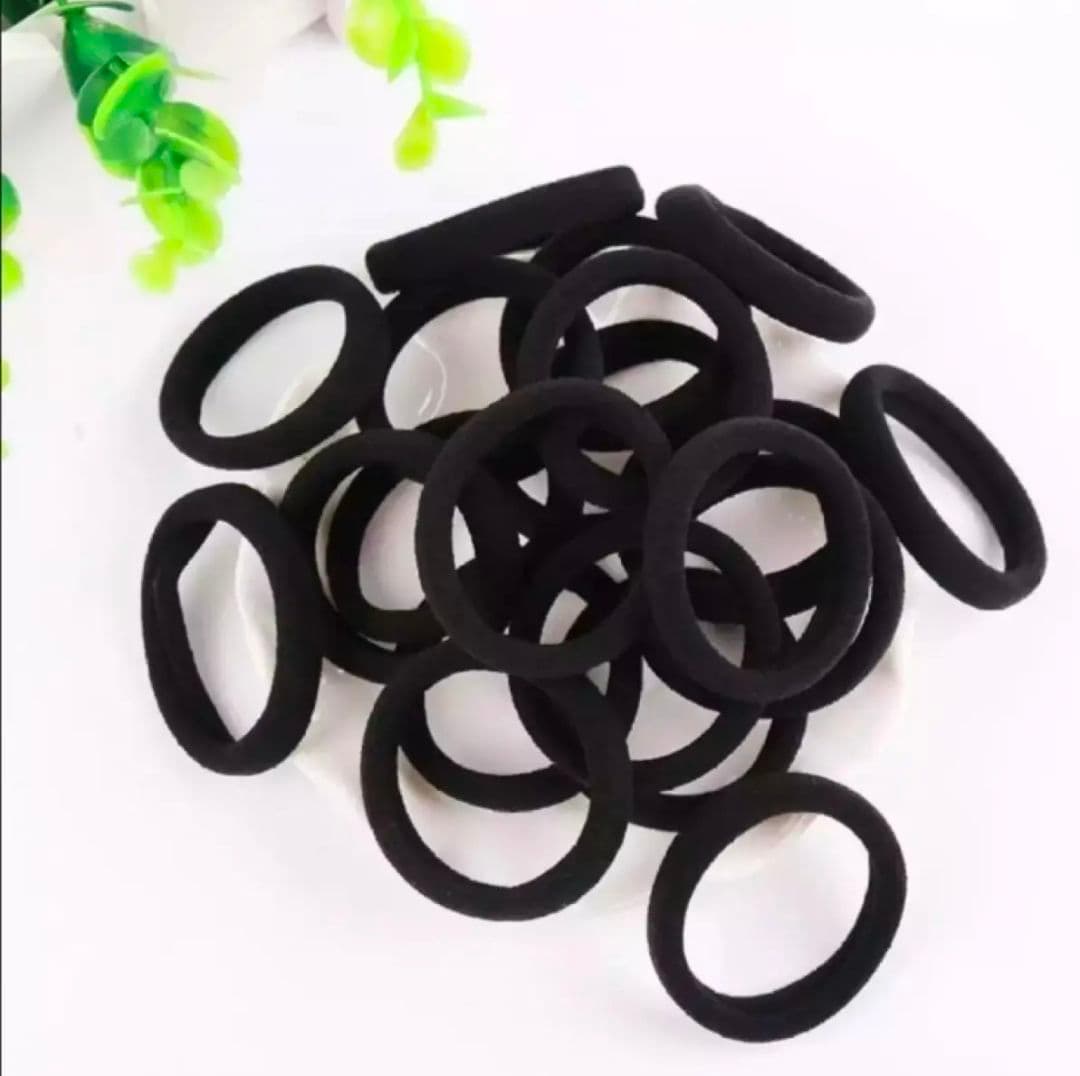 Multicolor hair scrunchie