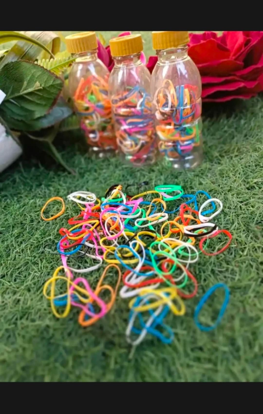 Multicolor hair scrunchie