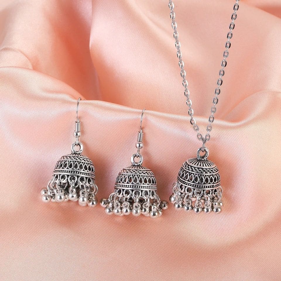 Silver bridal jewellery traditional