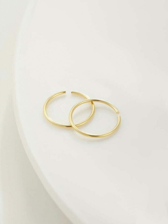 20 Pieces Nose Ring Jewelry Set For Women Long Nose Ring Jewelry Stainless Steel Nose Jewelry Non Piercing Nose Cuff For Girls Light Weight Nose Hoop Fashion Nose Accessory Elegant Nose Ring Jewelry Daily Wear Nose Ring Jewelry For Girls - Golden