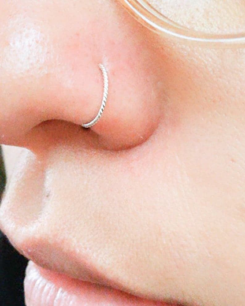 Silver nose pin