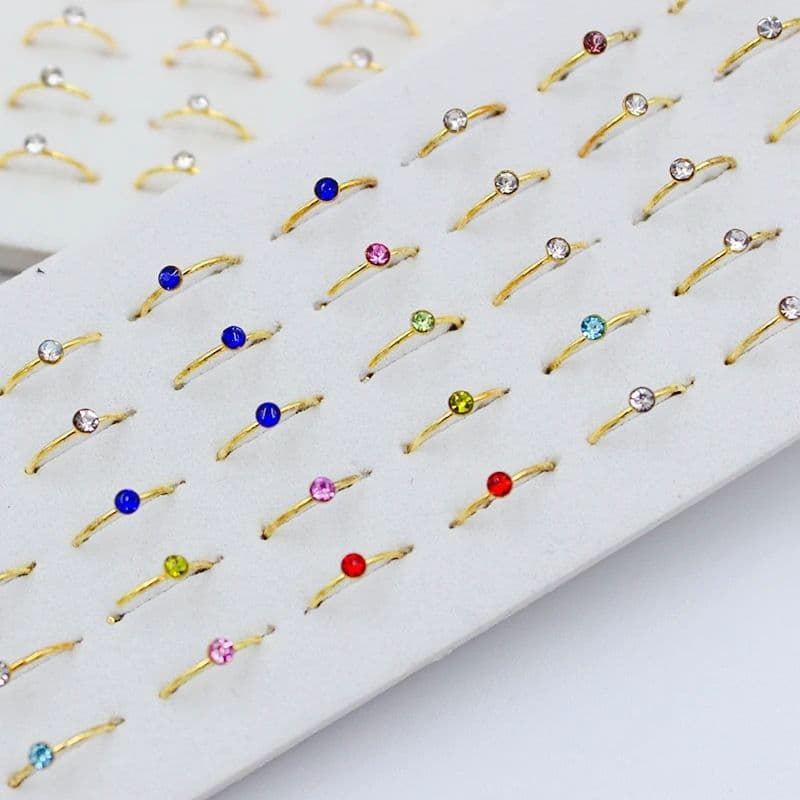 Multicolor nose pin