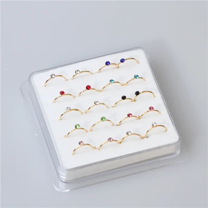 Multicolor nose pin