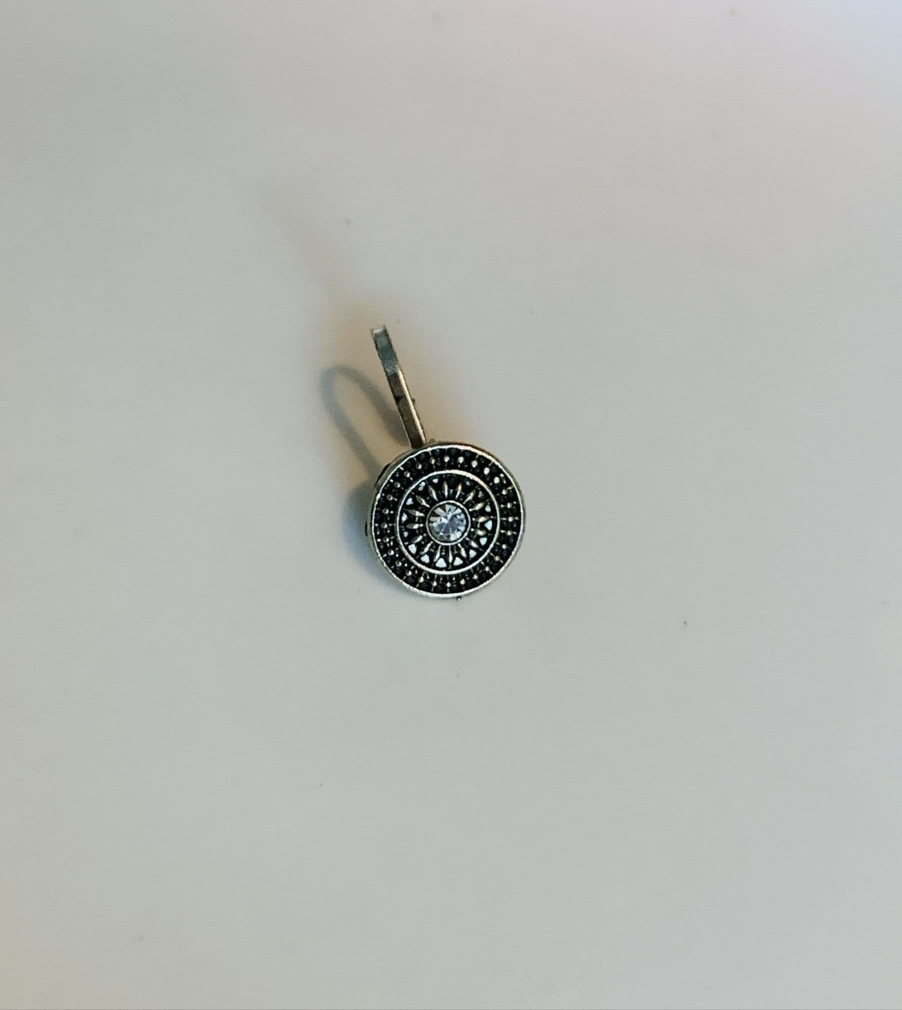 Golden nose pin