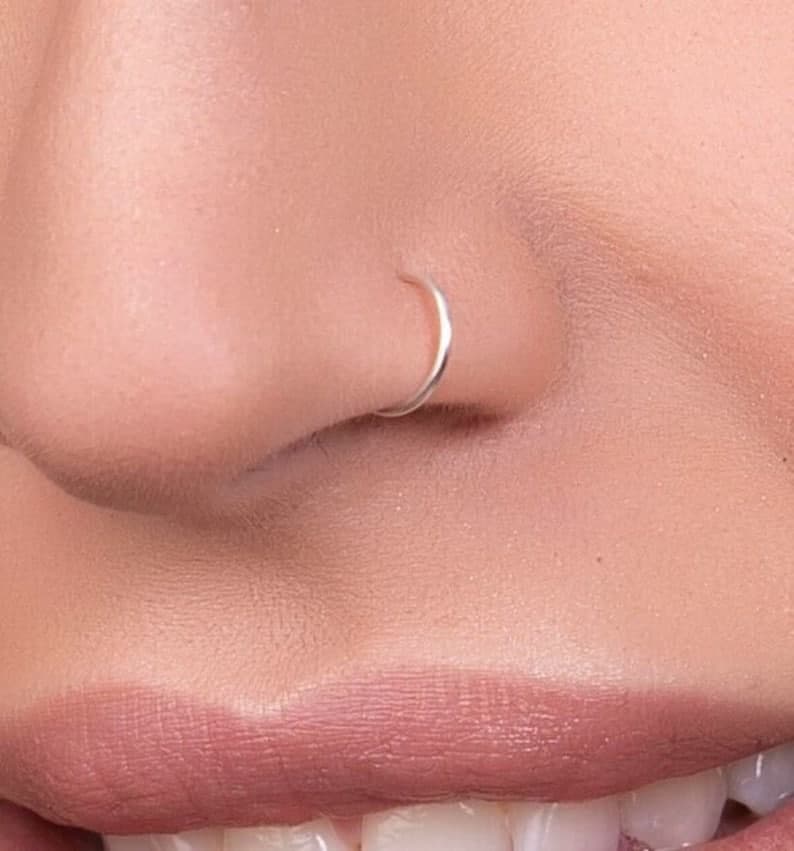 Multicolor bridal nose pin